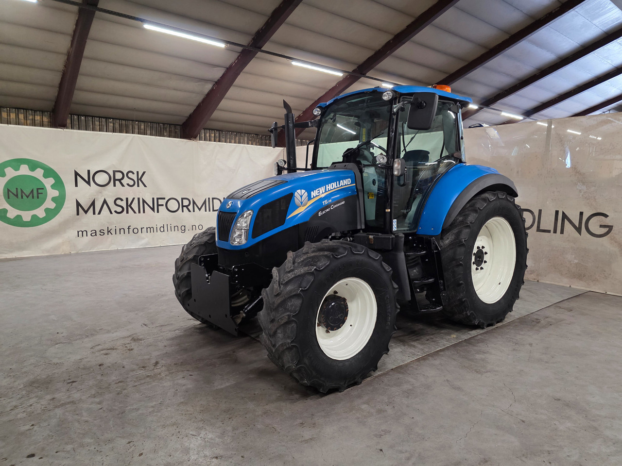New Holland T5.115 EC - 拖拉机:图1 New Holland T5.115 EC - 拖拉机:图1