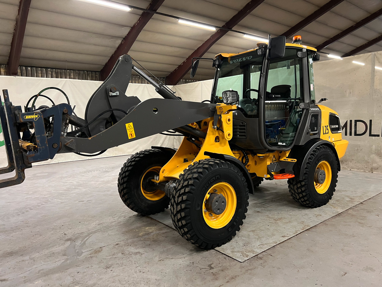 Volvo JL25H - 轮式装载机:图3 Volvo JL25H - 轮式装载机:图3