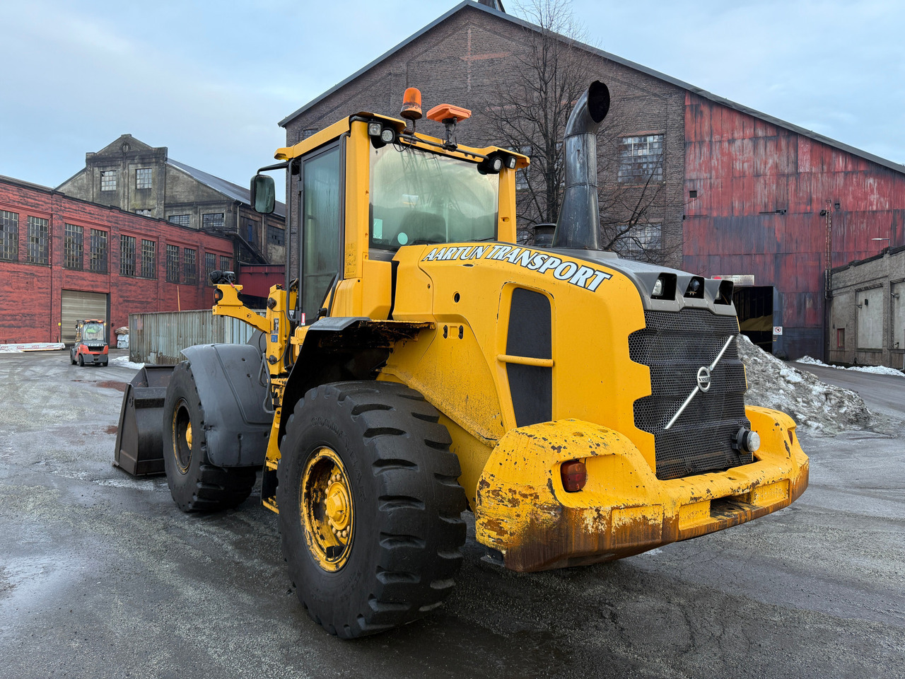Volvo L70G - 轮式装载机:图3 Volvo L70G - 轮式装载机:图3