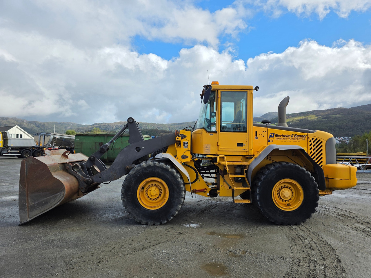 Volvo L90E - 轮式装载机:图2 Volvo L90E - 轮式装载机:图2