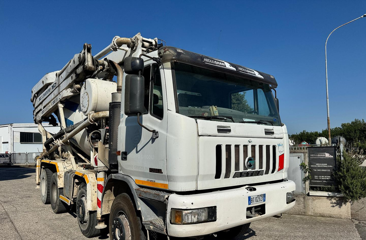 Betonpompa CIFA ASTRA HD84.38 - 2003 - 搅拌泵卡车:图4 Betonpompa CIFA ASTRA HD84.38 - 2003 - 搅拌泵卡车:图4