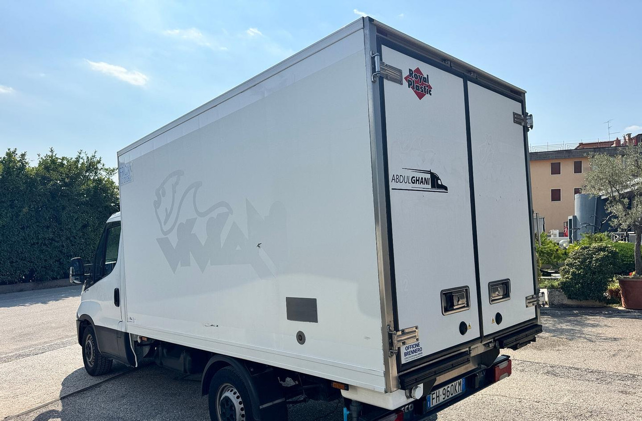 IVECO DAILY 35S15 - FRIGO FRC - PATENTE B - 冷藏货车:图4 IVECO DAILY 35S15 - FRIGO FRC - PATENTE B - 冷藏货车:图4