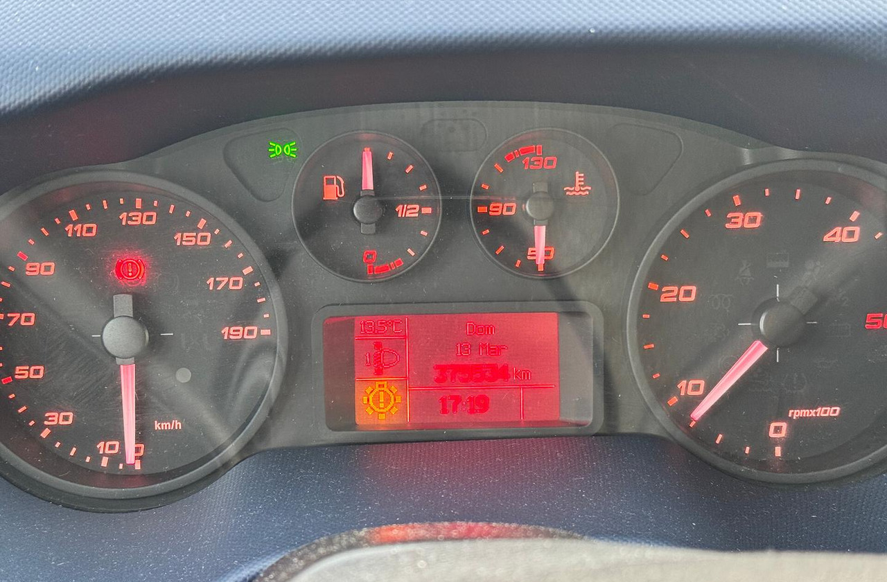 IVECO DAILY 35S16 - FRIGO - 2019 - 冷藏货车:图5 IVECO DAILY 35S16 - FRIGO - 2019 - 冷藏货车:图5