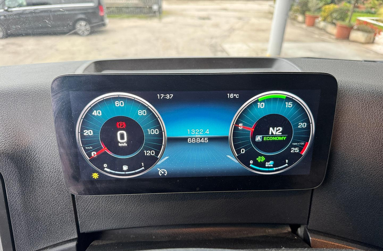 MERCEDES AROCS 4151 (8X4) RIB - 翻斗车:图5 MERCEDES AROCS 4151 (8X4) RIB - 翻斗车:图5