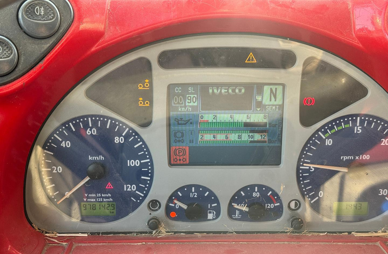 MOTRICE IVECO MAGIRUS 430 - 栏板式/ 平板卡车:图4 MOTRICE IVECO MAGIRUS 430 - 栏板式/ 平板卡车:图4