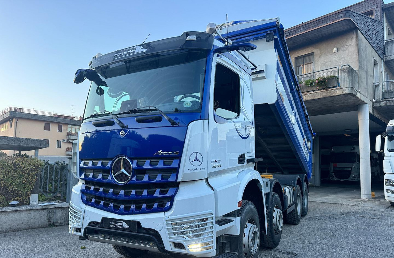 Ribaltabile Mercedes Benz Arocs 4148 - 翻斗车:图2 Ribaltabile Mercedes Benz Arocs 4148 - 翻斗车:图2