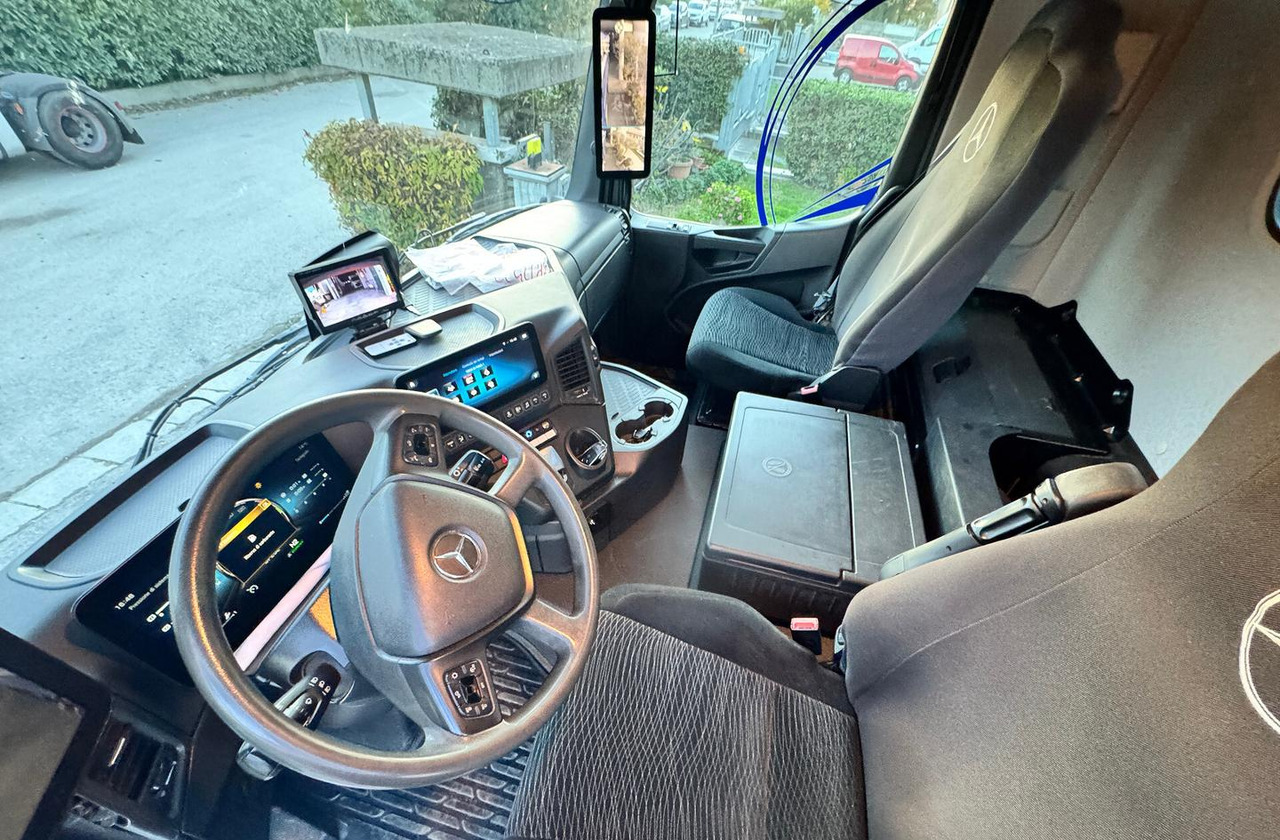 Ribaltabile Mercedes Benz Arocs 4148 - 翻斗车:图4 Ribaltabile Mercedes Benz Arocs 4148 - 翻斗车:图4