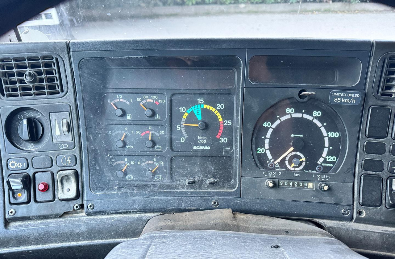 Scania R124/470 Ribaltabile 8X4 - 翻斗车:图5 Scania R124/470 Ribaltabile 8X4 - 翻斗车:图5