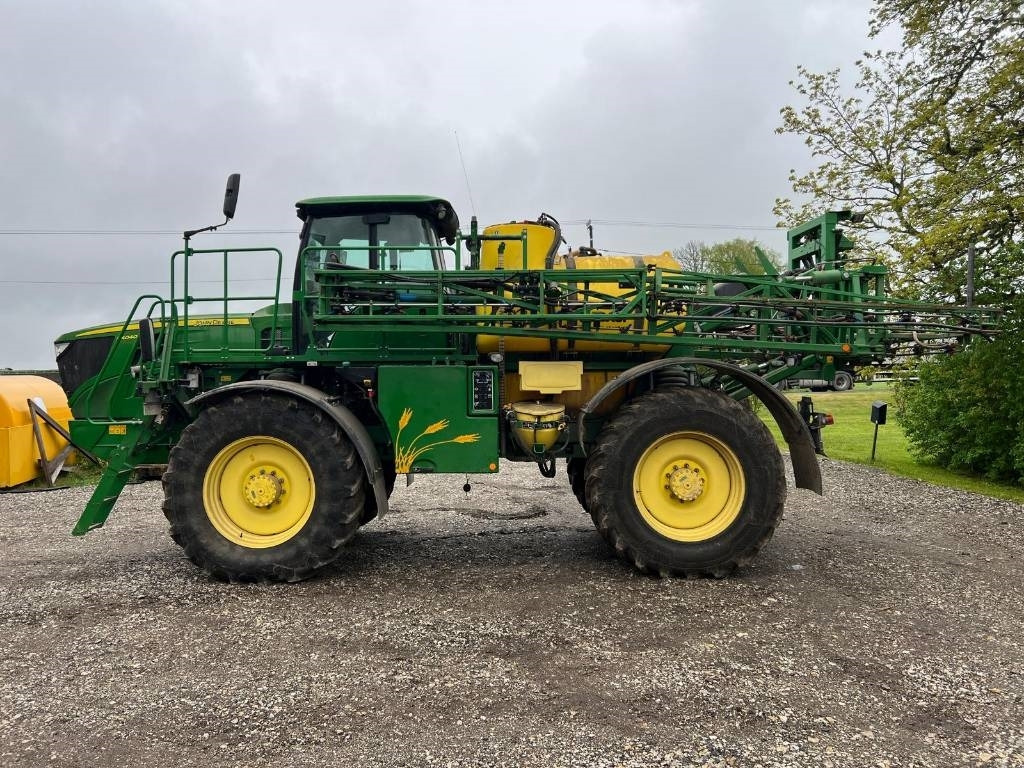 John Deere R4040i - 自推进喷雾机:图5 John Deere R4040i - 自推进喷雾机:图5
