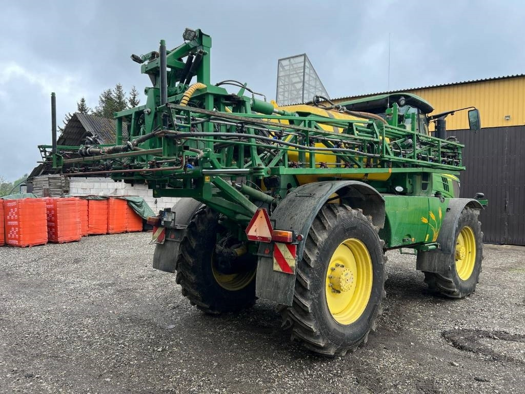 John Deere R4040i - 自推进喷雾机:图3 John Deere R4040i - 自推进喷雾机:图3