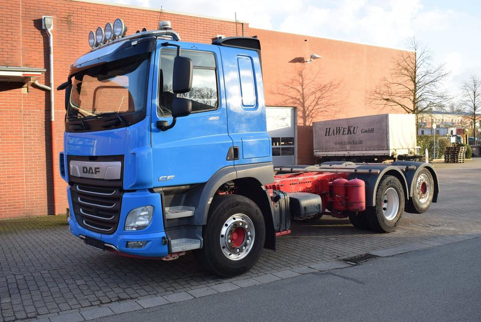 DAF CF 450 6x2 Fahrgestell Klima Navi Lift Retarder - 驾驶室底盘卡车:图2 DAF CF 450 6x2 Fahrgestell Klima Navi Lift Retarder - 驾驶室底盘卡车:图2
