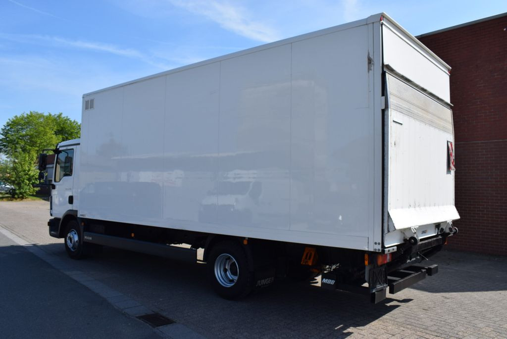 MAN TGL 8.180 Koffer 6,20mLBW 1000KG Klima - 厢式卡车:图4 MAN TGL 8.180 Koffer 6,20mLBW 1000KG Klima - 厢式卡车:图4