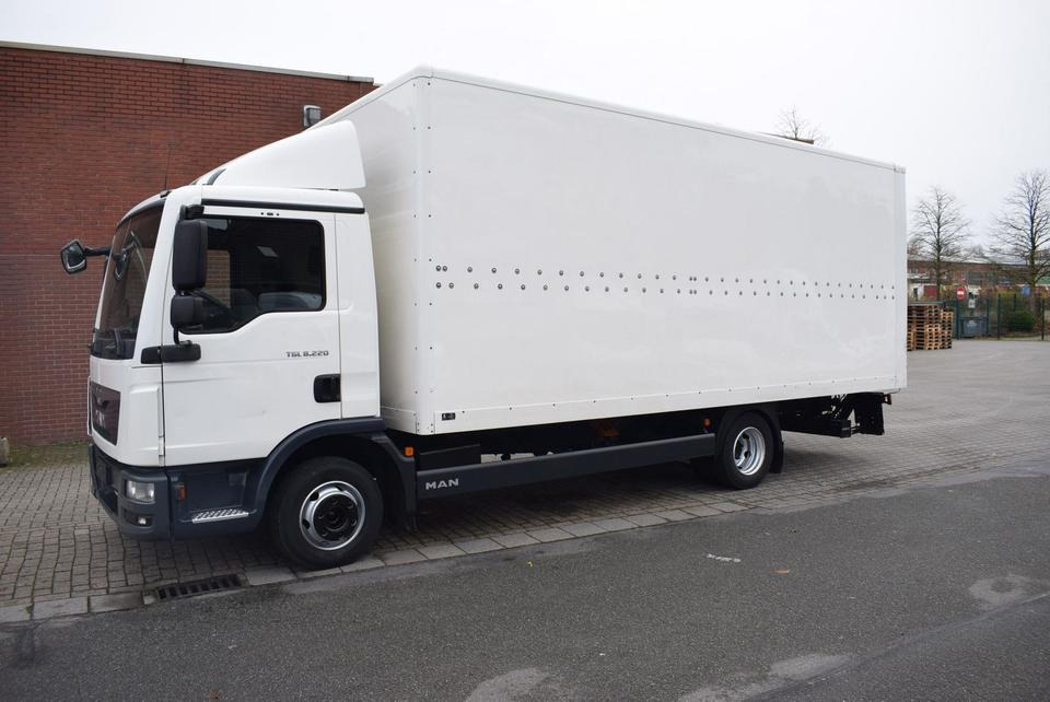 MAN TGL 8.220 Koffer LBW Klima EURO6 Luftfederung - 厢式卡车:图2 MAN TGL 8.220 Koffer LBW Klima EURO6 Luftfederung - 厢式卡车:图2