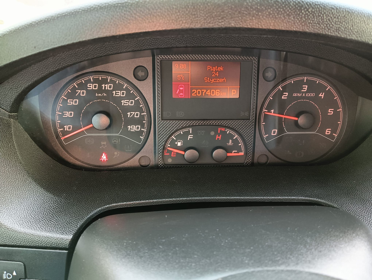 FIAT DUCATO FURGON BLASZAK L2H1 NR 823 租赁 FIAT DUCATO FURGON BLASZAK L2H1 NR 823：图19