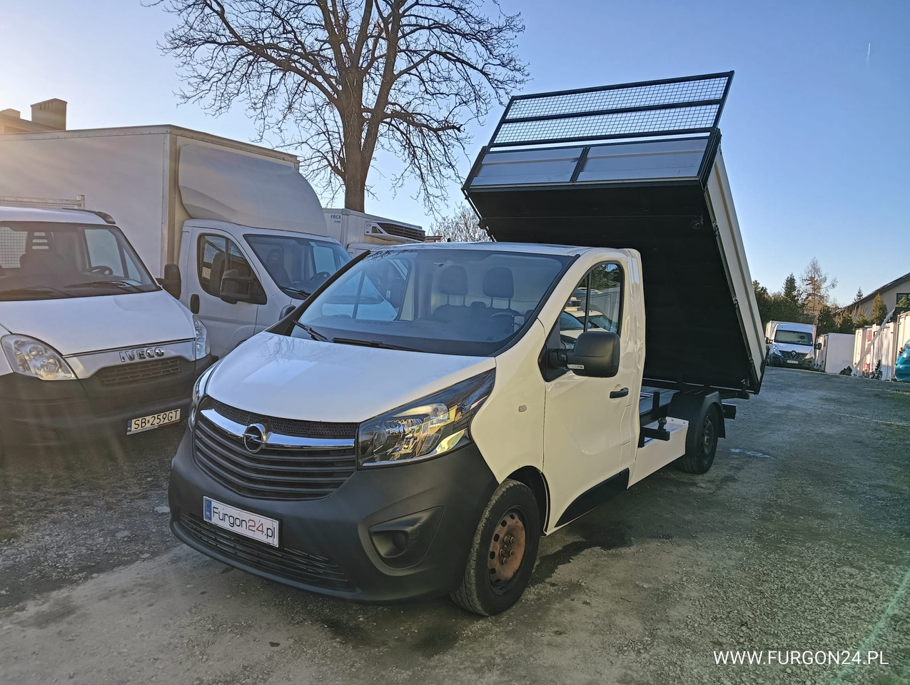 OPEL VIVARO WYWROTKA KIPER Z NAJAZDAMI NR 632 - 翻斗货车:图1 OPEL VIVARO WYWROTKA KIPER Z NAJAZDAMI NR 632 - 翻斗货车:图1