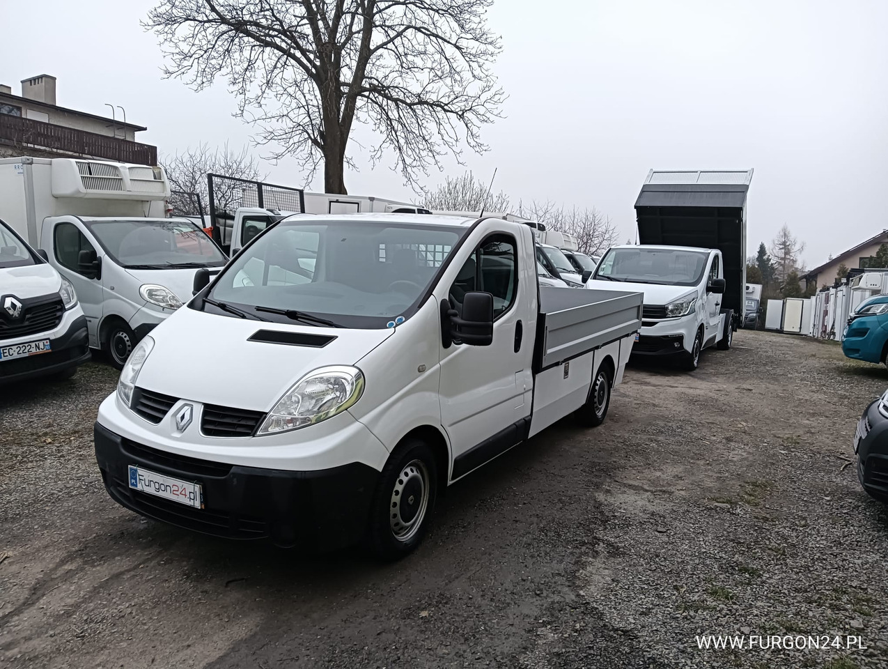 RENAULT TRAFIC PLATFORMA DO ZABUDOWY NR 625 - 翻斗货车:图2 RENAULT TRAFIC PLATFORMA DO ZABUDOWY NR 625 - 翻斗货车:图2