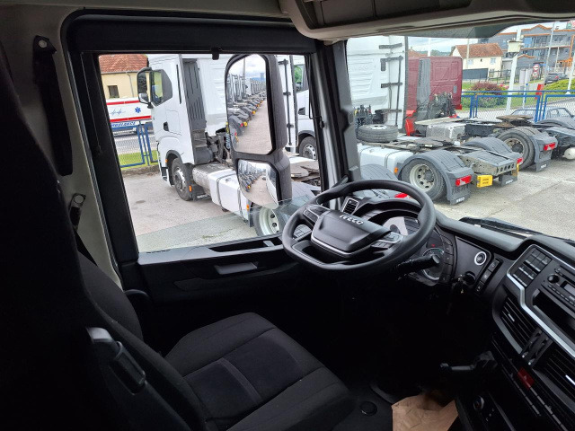 IVECO Massif ne postoji - 牵引车:图3 IVECO Massif ne postoji - 牵引车:图3