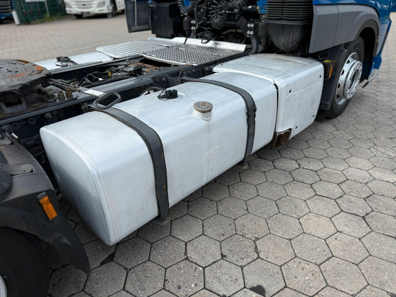 牵引车 DAF XF 480 Low +Retarter+2xTank：图17