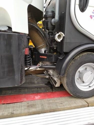 Bucher CC 2020 - 道路清扫机:图4 Bucher CC 2020 - 道路清扫机:图4