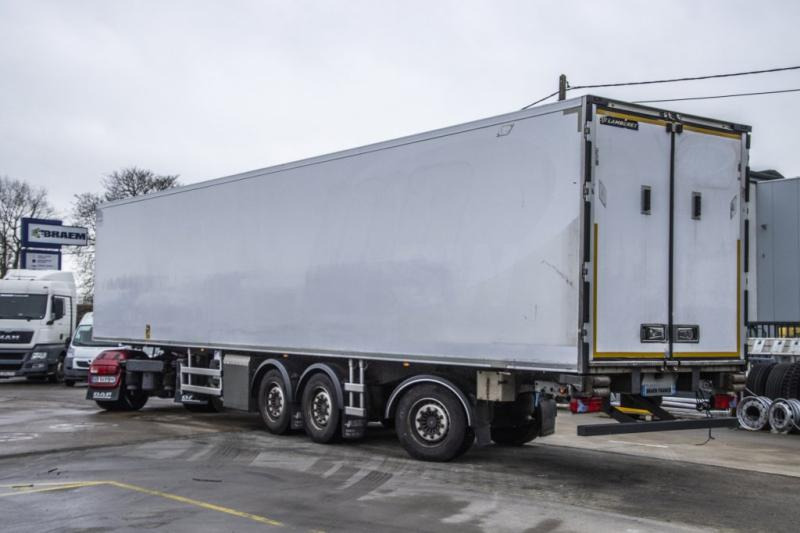 Asca CARRIER 1850 MT+CLOISON+ESS. DIRECT./STEERING/GELENKT - 冷藏半拖车:图2 Asca CARRIER 1850 MT+CLOISON+ESS. DIRECT./STEERING/GELENKT - 冷藏半拖车:图2