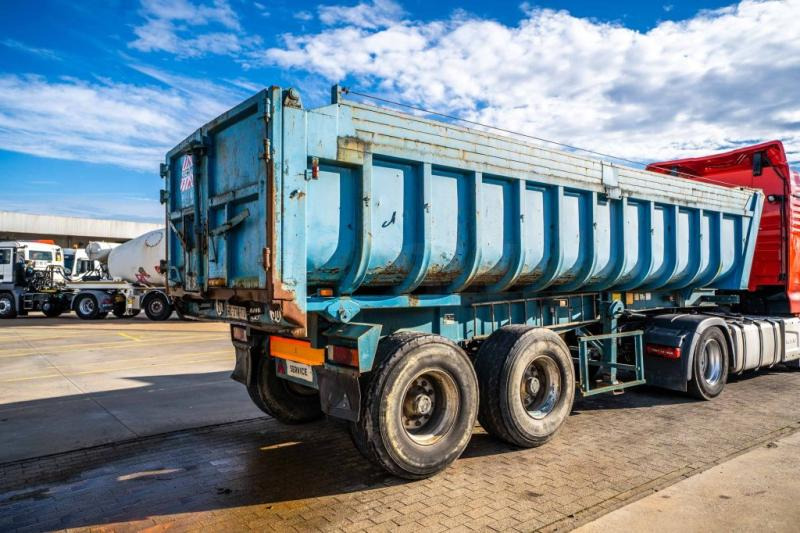 Benalu FRUEHAUF DF33 - 翻斗半拖车:图4 Benalu FRUEHAUF DF33 - 翻斗半拖车:图4