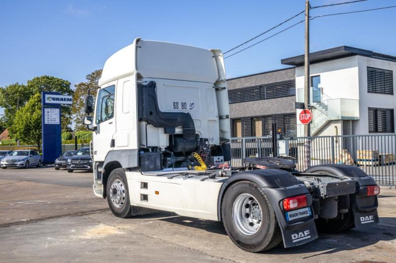 DAF CF 85.460+INTARDER+COMPRESSEUR - 牵引车:图4 DAF CF 85.460+INTARDER+COMPRESSEUR - 牵引车:图4