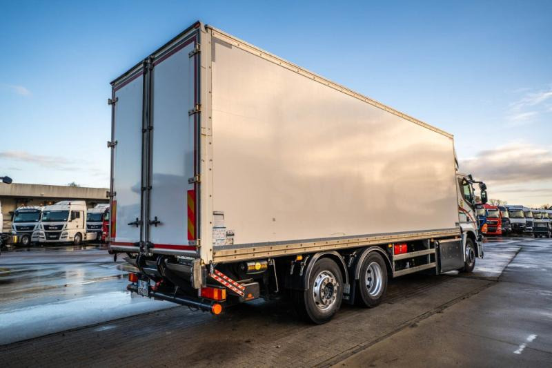 Iveco STRALIS 400 CNG // HAYON DHOLLANDIA - 厢式卡车:图4 Iveco STRALIS 400 CNG // HAYON DHOLLANDIA - 厢式卡车:图4