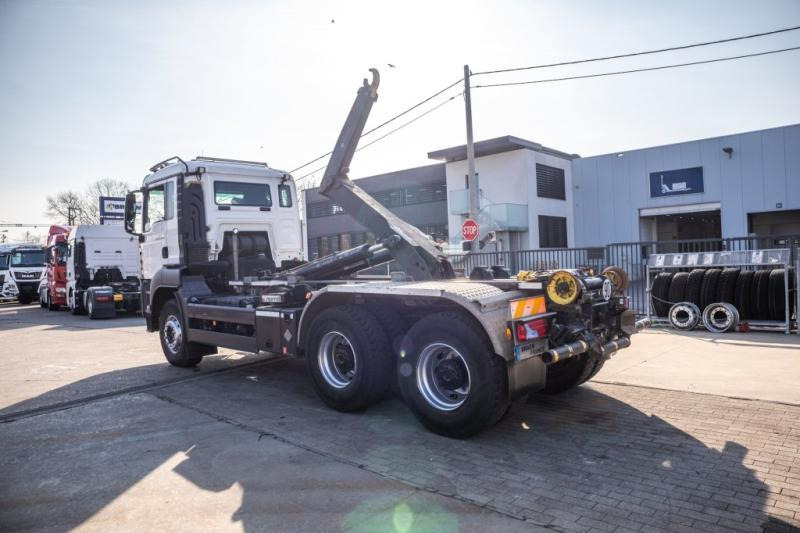MAN TGS 26.420 BB+MARREL20T - 吊钩升降车:图4 MAN TGS 26.420 BB+MARREL20T - 吊钩升降车:图4