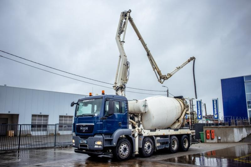 MAN TGS 35.400 BB+STETTER8M³+SCHWING21M - 混凝土泵车:图1 MAN TGS 35.400 BB+STETTER8M³+SCHWING21M - 混凝土泵车:图1
