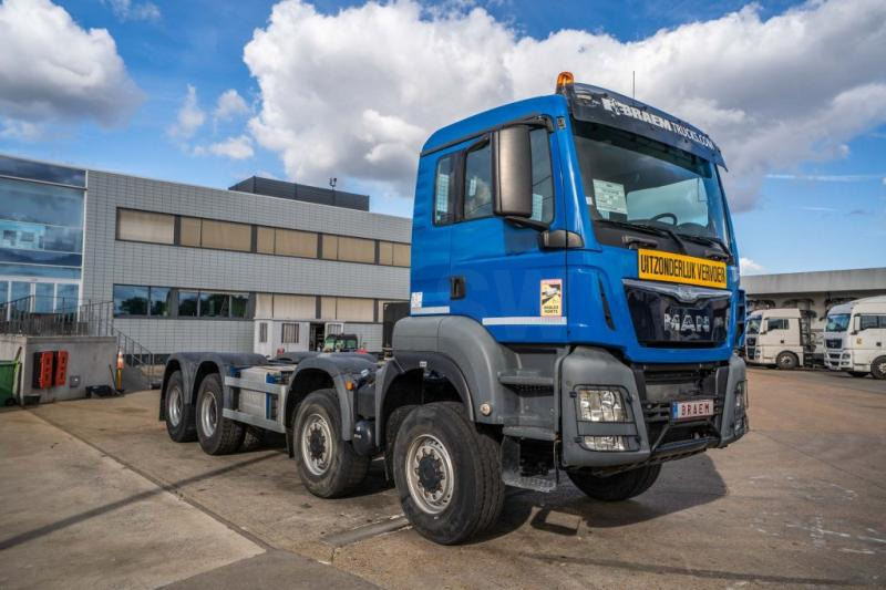 MAN TGS 35.440 BB -8X6 - 驾驶室底盘卡车:图2 MAN TGS 35.440 BB -8X6 - 驾驶室底盘卡车:图2