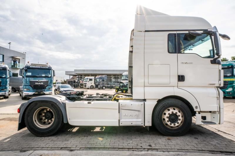 MAN TGX 18 460 XLX BLS+INTARDER+ADR+KIPHYDR. - 牵引车:图3 MAN TGX 18 460 XLX BLS+INTARDER+ADR+KIPHYDR. - 牵引车:图3