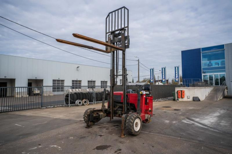 MOFFET M5 20.4 - 随车叉车:图2 MOFFET M5 20.4 - 随车叉车:图2