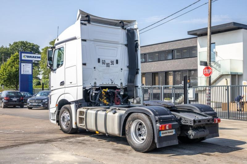 Mercedes ACTROS 1845 LS - 牵引车:图4 Mercedes ACTROS 1845 LS - 牵引车:图4
