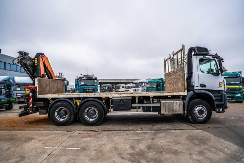 Mercedes AROCS 2648 + PALFINGER 23 T/M + 5 EXT - 栏板式/ 平板卡车, 起重车:图3 Mercedes AROCS 2648 + PALFINGER 23 T/M + 5 EXT - 栏板式/ 平板卡车, 起重车:图3