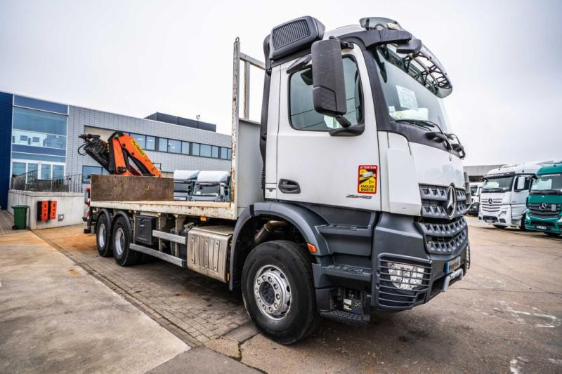 Mercedes AROCS 2648 + PALFINGER 23 T/M + 5 EXT - 栏板式/ 平板卡车, 起重车:图2 Mercedes AROCS 2648 + PALFINGER 23 T/M + 5 EXT - 栏板式/ 平板卡车, 起重车:图2