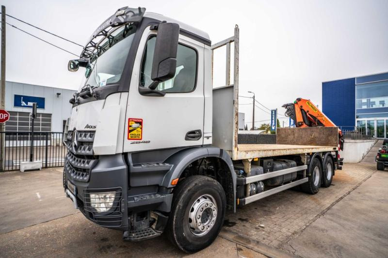 Mercedes AROCS 2648 + PALFINGER 23 T/M + 5 EXT - 栏板式/ 平板卡车, 起重车:图1 Mercedes AROCS 2648 + PALFINGER 23 T/M + 5 EXT - 栏板式/ 平板卡车, 起重车:图1