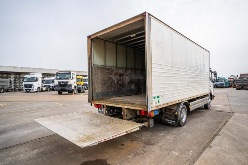 Mercedes ATEGO 818 - 厢式卡车:图5 Mercedes ATEGO 818 - 厢式卡车:图5