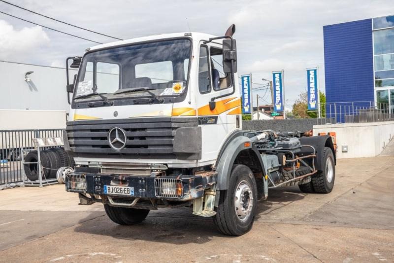 Mercedes SK 2024 HN - 吊钩升降车:图1 Mercedes SK 2024 HN - 吊钩升降车:图1
