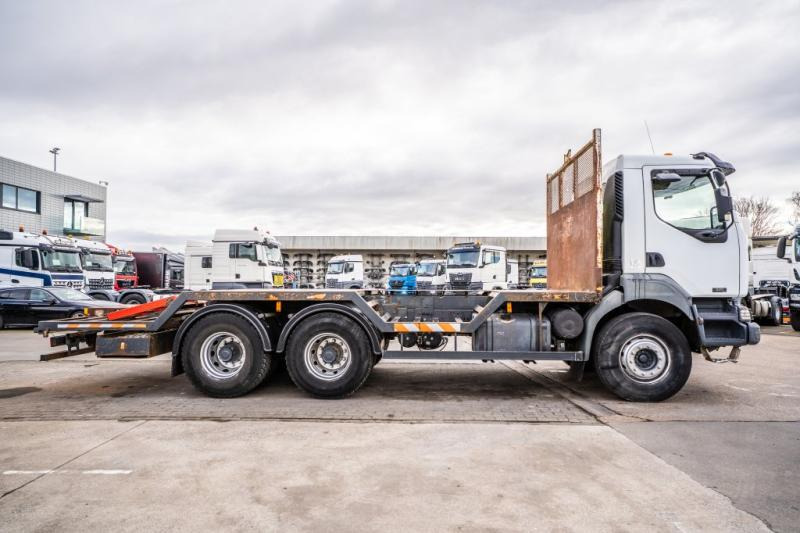 Renault KERAX 420 - 拖吊车:图3 Renault KERAX 420 - 拖吊车:图3