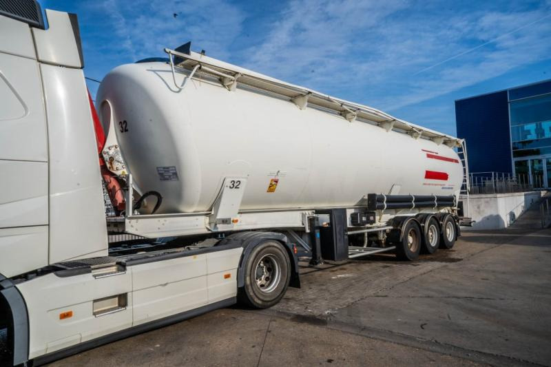 SPITZER SILO SK2458 CAL 60m3 - 筒仓拖车:图1 SPITZER SILO SK2458 CAL 60m3 - 筒仓拖车:图1