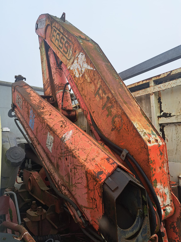 RENAULT  - 栏板式/ 平板卡车:图3 RENAULT  - 栏板式/ 平板卡车:图3