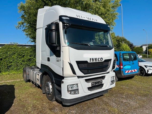 Iveco Stralis 420e6 - 牵引车:图1 Iveco Stralis 420e6 - 牵引车:图1