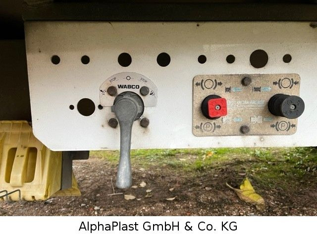 Krukenmeier Schiebeplane 1-Achs Hänger - 侧帘拖车:图4 Krukenmeier Schiebeplane 1-Achs Hänger - 侧帘拖车:图4