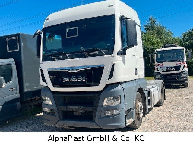 MAN 18.400 / 4x2 Hydraulik Orginal KM TipTop 18.400 / 4x2 Hydraulik Orginal KM TipTop - 牵引车:图1 MAN 18.400 / 4x2 Hydraulik Orginal KM TipTop 18.400 / 4x2 Hydraulik Orginal KM TipTop - 牵引车:图1