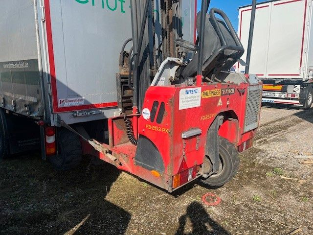 Palfinger F3-253PX Allrad - 叉车:图5 Palfinger F3-253PX Allrad - 叉车:图5