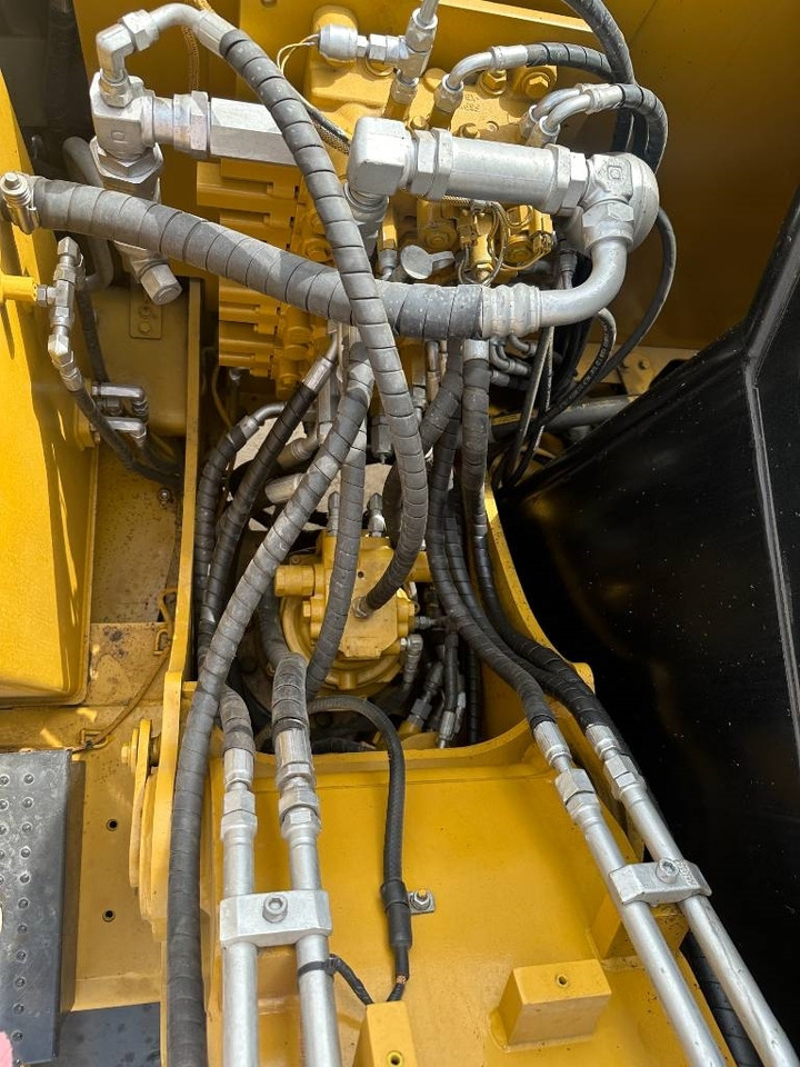 CAT 307E2 - 小型挖掘机:图4 CAT 307E2 - 小型挖掘机:图4