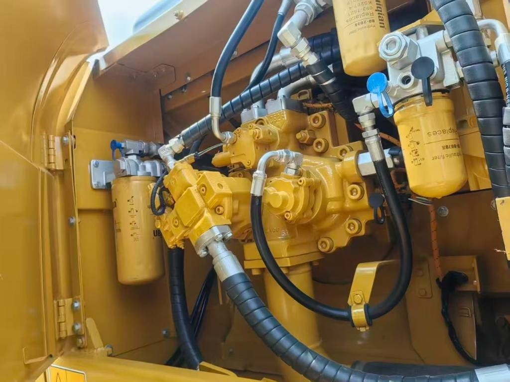 CAT 336 D - 履带式挖掘机:图3 CAT 336 D - 履带式挖掘机:图3