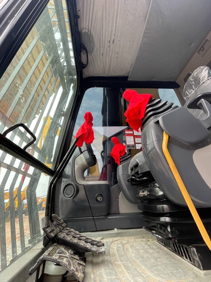 CAT 340 D L  - 履带式挖掘机:图4 CAT 340 D L  - 履带式挖掘机:图4