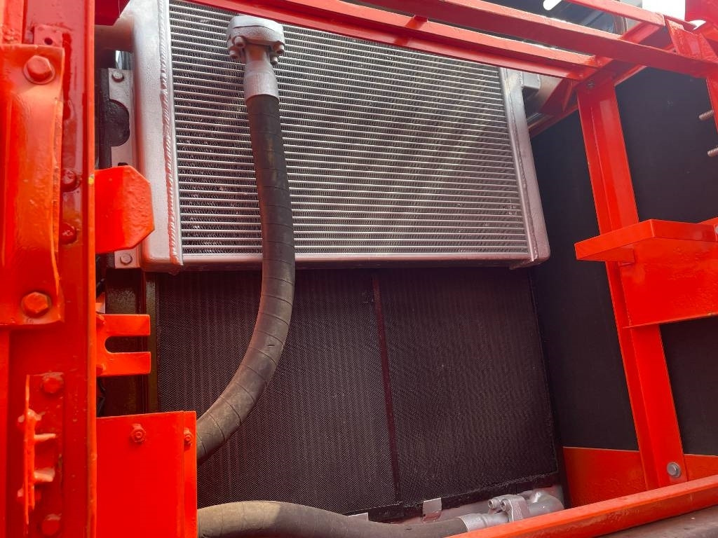 Doosan DX 300  - 履带式挖掘机:图5 Doosan DX 300  - 履带式挖掘机:图5