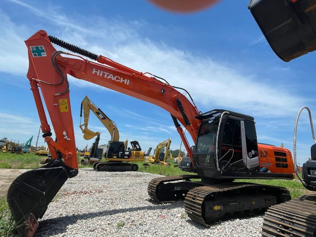 Hitachi ZX 200 - 履带式挖掘机:图4 Hitachi ZX 200 - 履带式挖掘机:图4